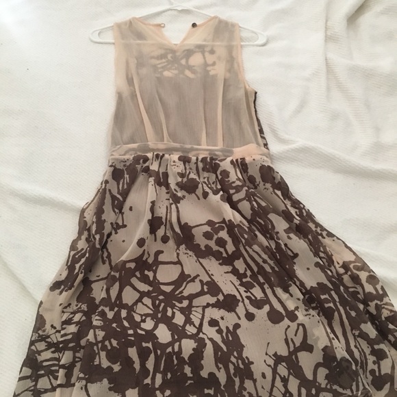 W118 by Walker Baker beige dress - size small - Picture 3 of 3